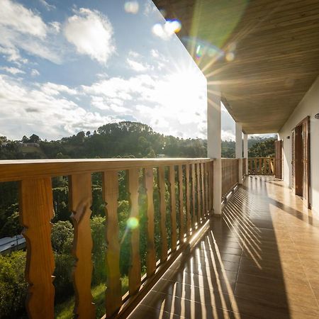 Pousada Villa Paty II กังโปสดูจอร์เดา ภายนอก รูปภาพ